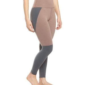 Beyond Yoga high-waisted legging